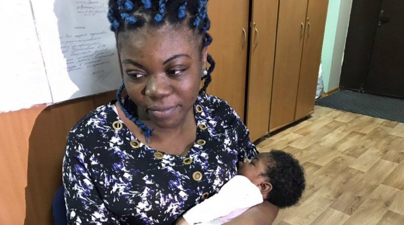 Наследие ЭКСПО: гражданке Конго, родившей ребенка в Астане, грозит депортация