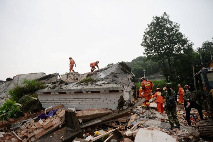Сильное землетрясение произошло на юго-западе Китая