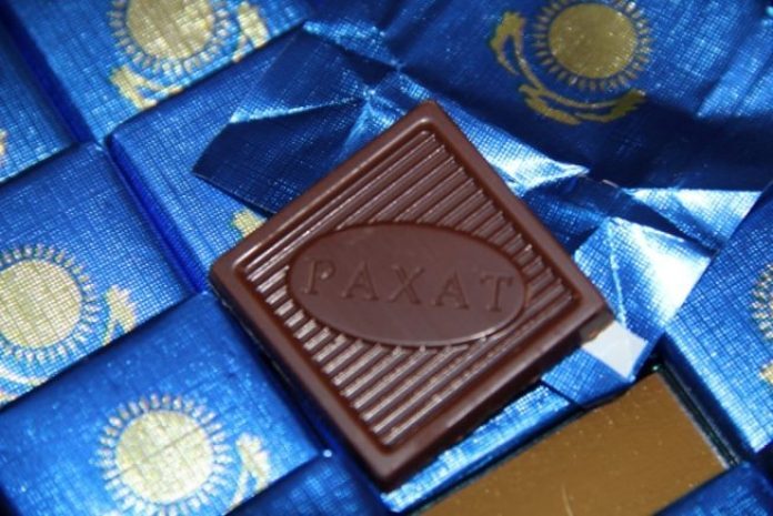 Житель Узбекистана пытался контрабандой вывезти из Казахстана три мешка шоколада