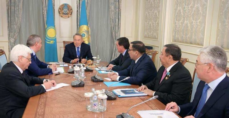Назарбаев обсудил с Рогозиным перспективы развития Байконура