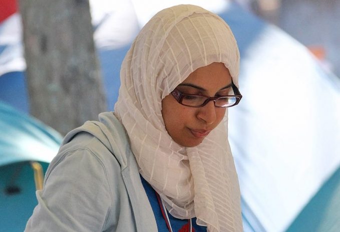 Отчисленная за хиджаб студентка вернулась в вуз