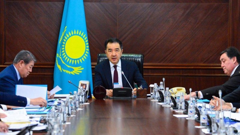 Премьер-министр недоволен покупками акиматов