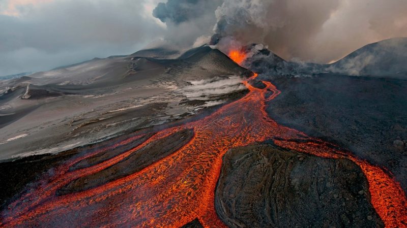 Назван новый крупнейший вулкан в мире