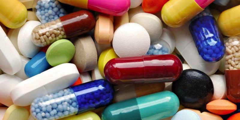 Препараты для лечения COVID-19 отгружаются в больницы Казахстана