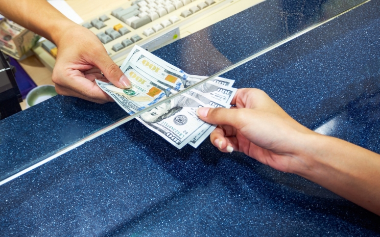 Курс доллара вырос в Казахстане