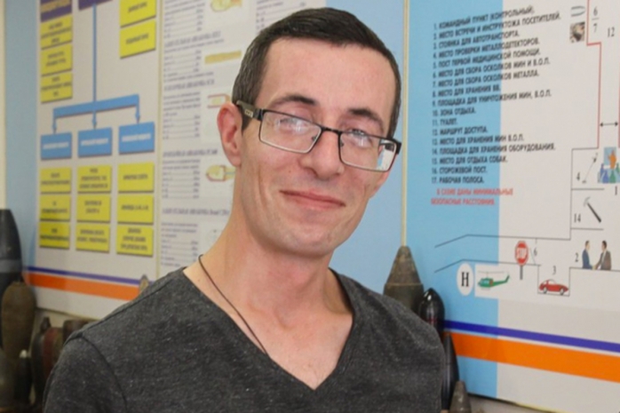 Приложите курицу — после визита скорой помощи умер журналист в Москве