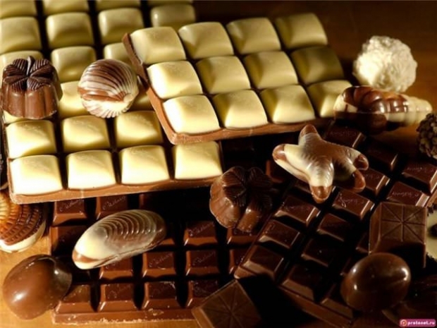 Миллиард тенге потратили госорганы РК на сладости к чаю