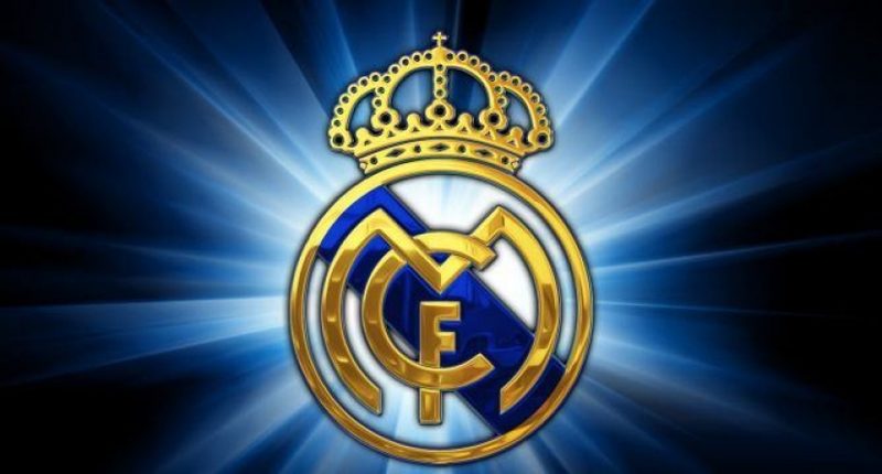 «Реал» убрал со своей эмблемы крест