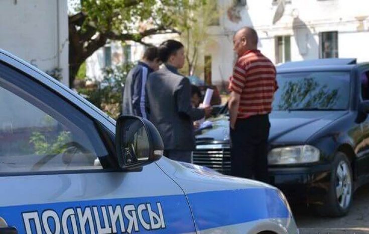 Чиновники Костаная отобрали у женщины «мерс» за коммуналку