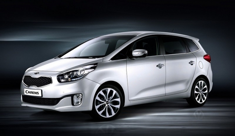 В Казахстане началась сборка компактвэна KIA Carens