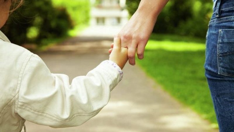 Казахи из США не могут усыновить ребенка с ДЦП в Семее