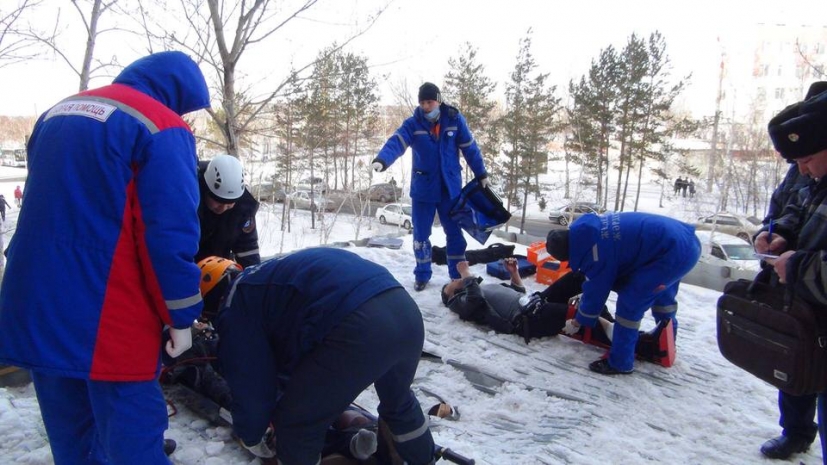 Пара, совершившая прыжок с 10-го этажа, была в алкогольном опьянении (ФОТО)