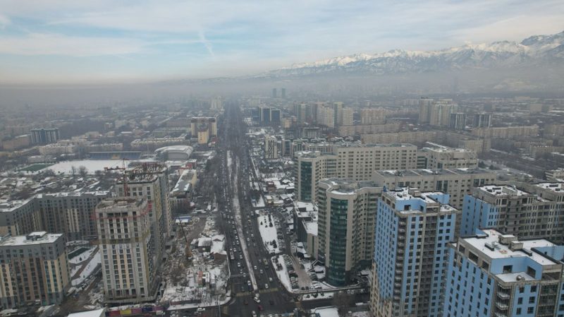 Платные зоны для проезда на личном транспорте появятся в Алматы