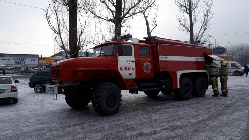 В Алматы ликвидирован пожар на рынке