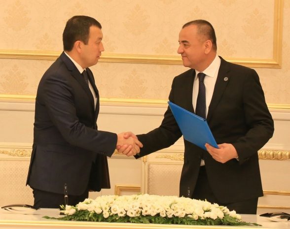 Казахстанская продукция железнодорожного машиностроения будет поставляться на узбекские железные дороги