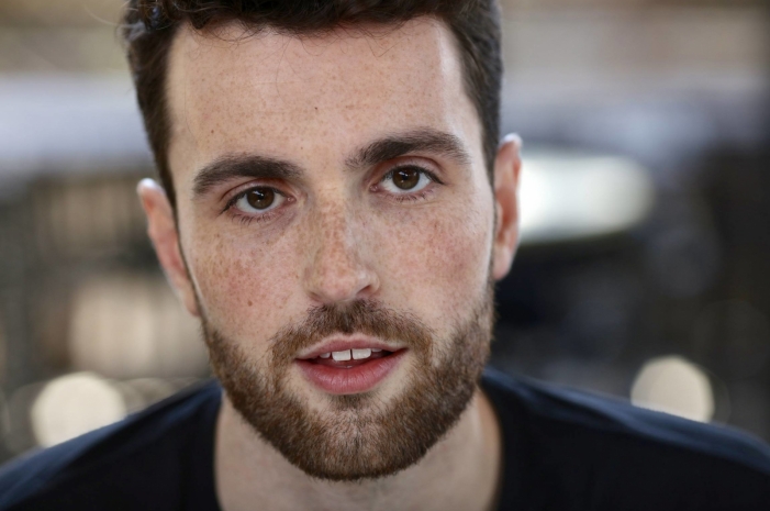 Ведущего реалити-шоу об изменах избил монтировкой муж героини