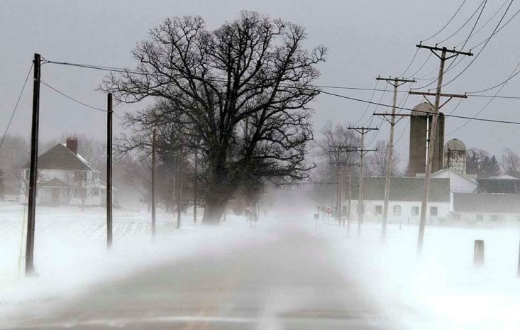 В ВКО перекрыто движение на двух автодорогах