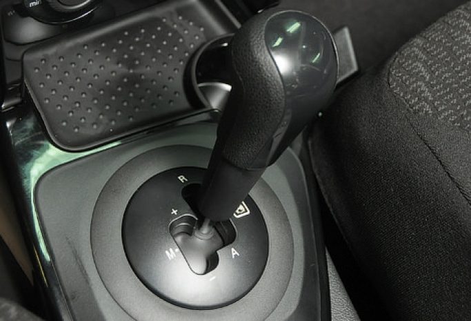 «АвтоВАЗ» начал выпуск Lada Priora с «роботом»