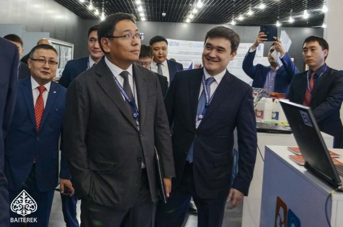 Ерболат Досаев выступил на XI Инновационном конгрессе в Астане
