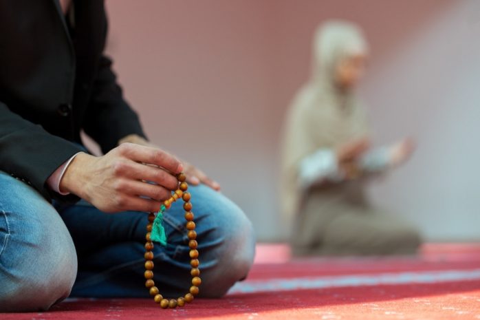 «Держать оразу — бесполезно»: кому не стоит поститься в Рамадан