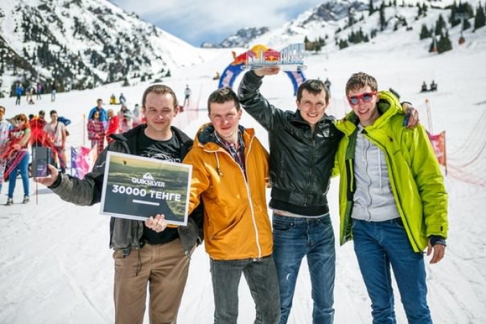 На Шымбулаке состоялось соревнование Red Bull Jump and FreezeЭксклюзив