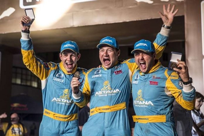 Казахстанцы финишировали на ралли-рейде «Дакар-2014». Фото