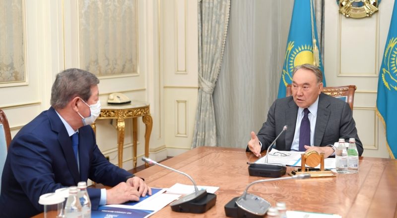 Нурсултан Назарбаев поручил выделить деньги на строительство медцентров