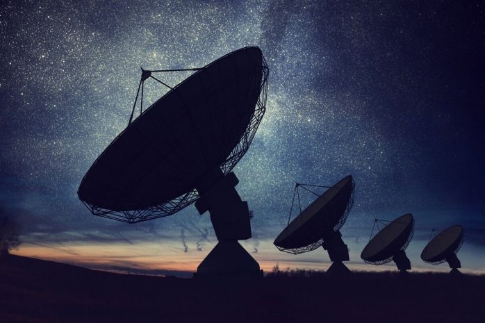 Каждые 16 дней Земля получает сигнал из космоса – астрономы