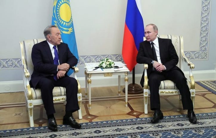 Назарбаев обсудил с Путиным предстоящие в Астане переговоры по Сирии
