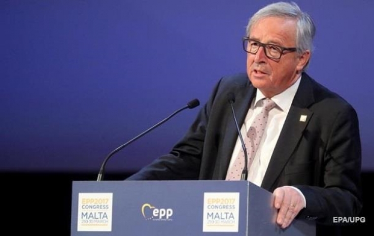 Глава Еврокомиссии пришел на саммит пьяным – The Sun