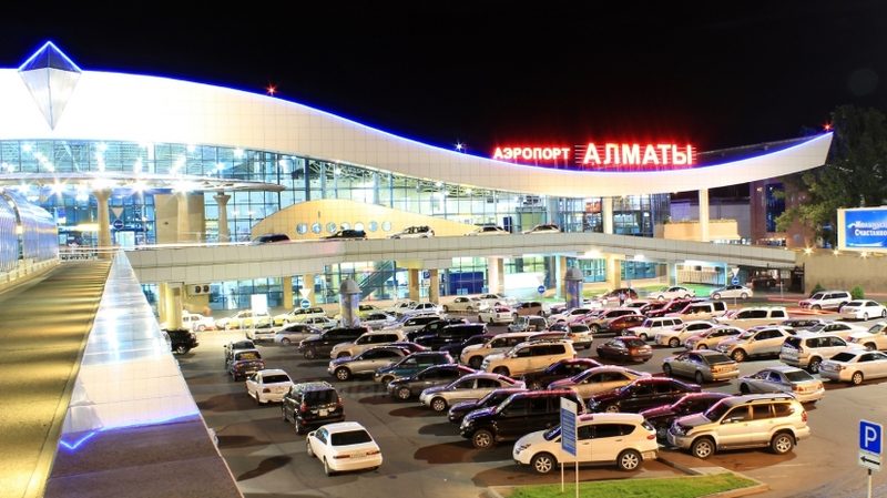 По невыясненной причине отменили рейсы в аэропорту Алматы