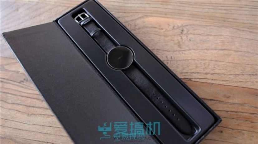 Meizu выпустила «умные» часы без подзарядки всего за $65