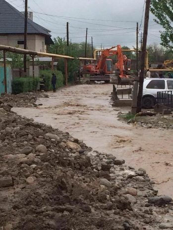 Подтоплены Алатауский и Жетысуский районы Алматы