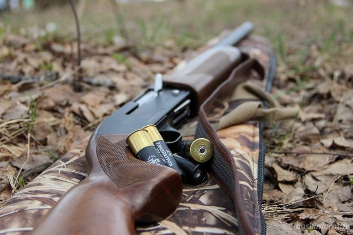 Охотники расстреляли автомобиль бойцов СОБР на Урале