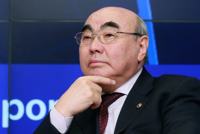 Аскар Акаев возвращается в Кыргызстан