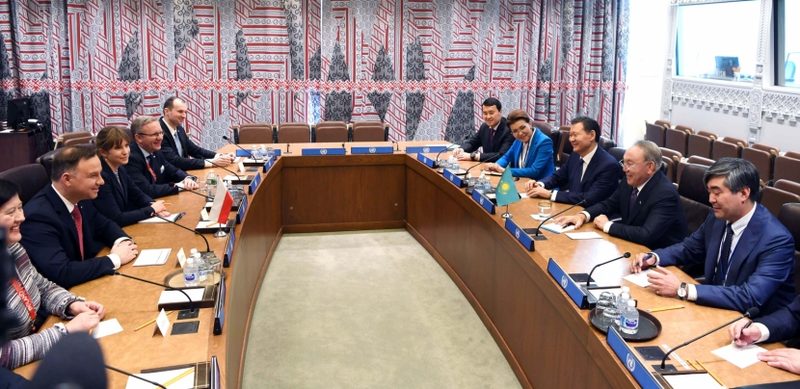 Позиции Казахстана и Польши схожи — Назарбаев