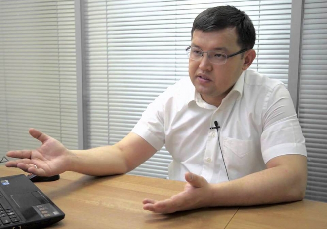 Олжас Худайбергенов уходит из Нацбанка по собственному желанию