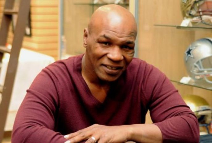 Майк Тайсон принимает поздравления