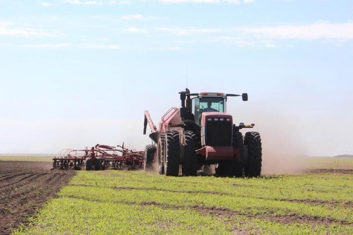 Крестьян удалось уговорить вступать в кооперативы