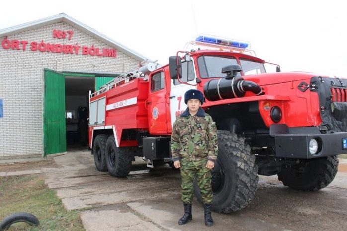 Пожарный спас пытавшегося покончить с собой жителя Уральска