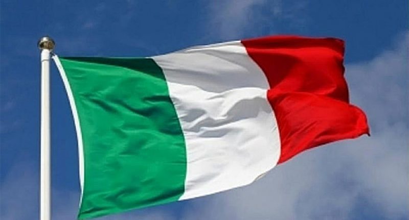 Президент Италии ушел в отставку