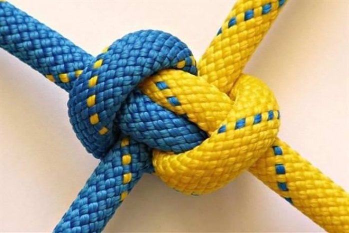 Раскол на Украине ведет к политическому кризису