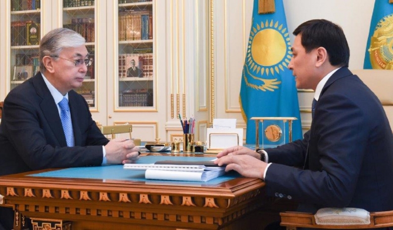 Токаев принял акима Нур-Султана