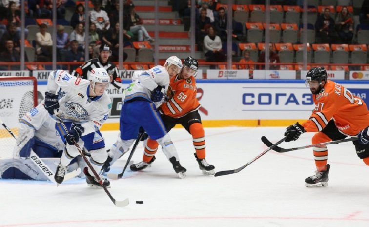 «Барыс» на выезде победил «Амура»