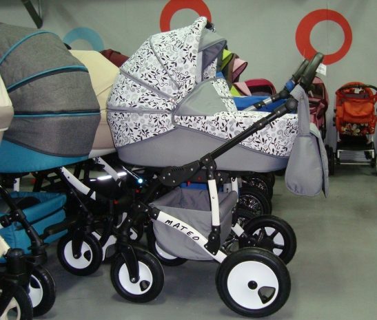 В Астане задержана серийная похитительница детских колясок