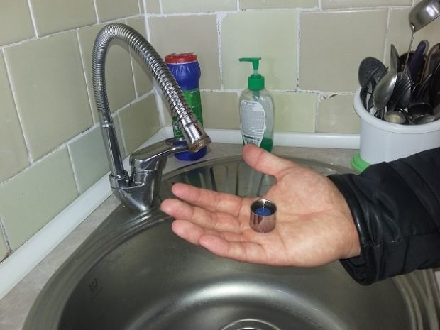 «Сотрудник» водосбережения крал деньги у пенсионеров СКО