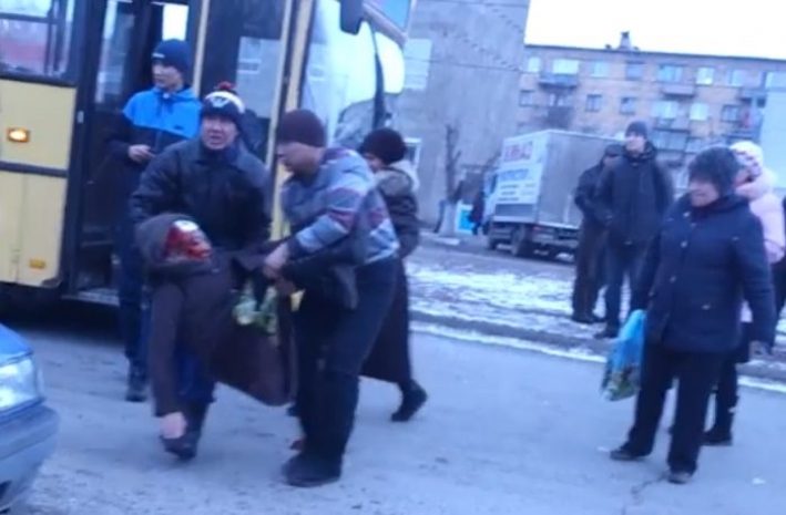 Водитель автобуса проломил голову пенсионерке. ВидеоЭксклюзив