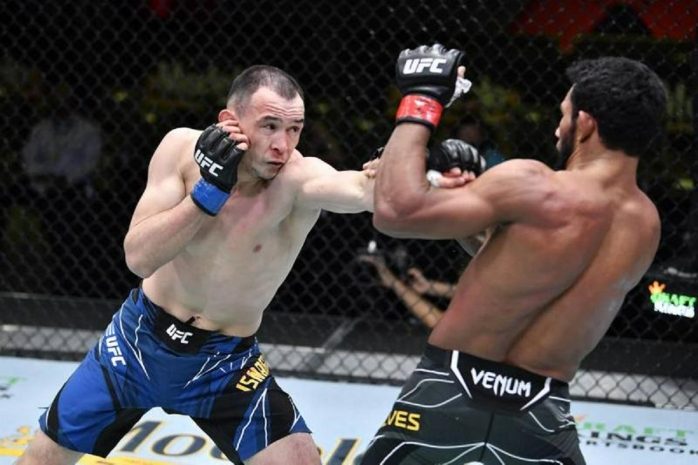 Встал после нокдауна — Исмагулов празднует победу в UFC
