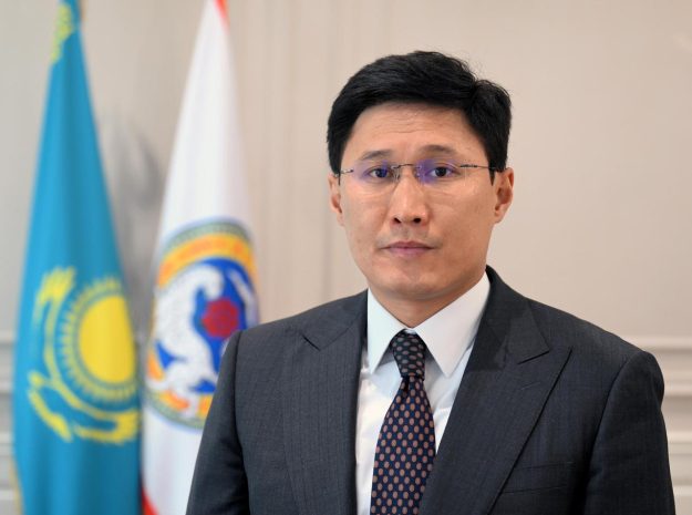 Акимом Бостандыкского района Алматы назначен Азамат Калдыбеков