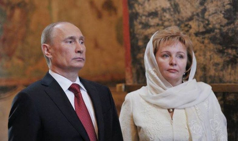 Песня о разводе Путина стала хитом YouTube